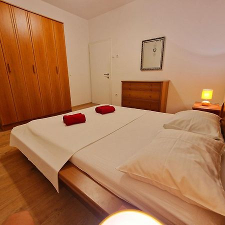 Residence Biocic Donji Okrug  Номер фото