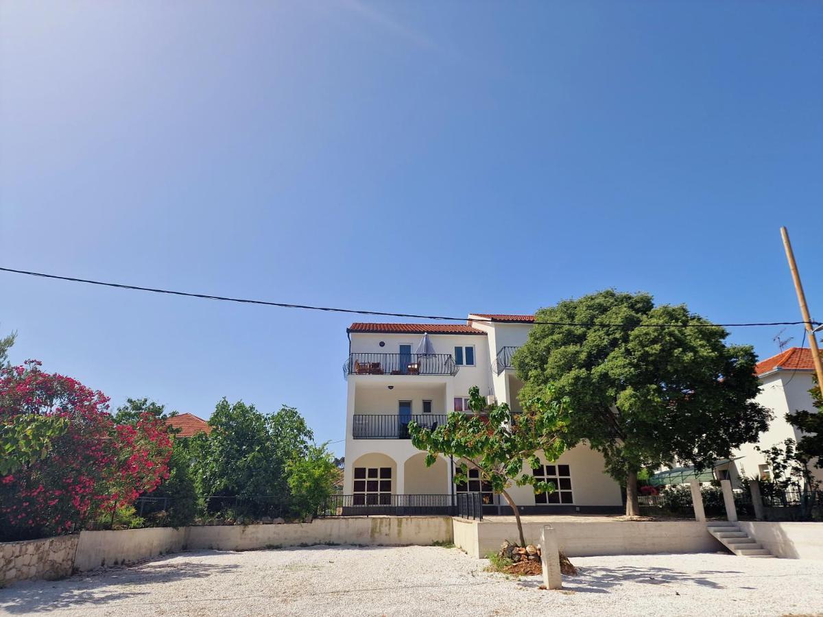 Residence Biocic Donji Okrug  Екстер'єр фото