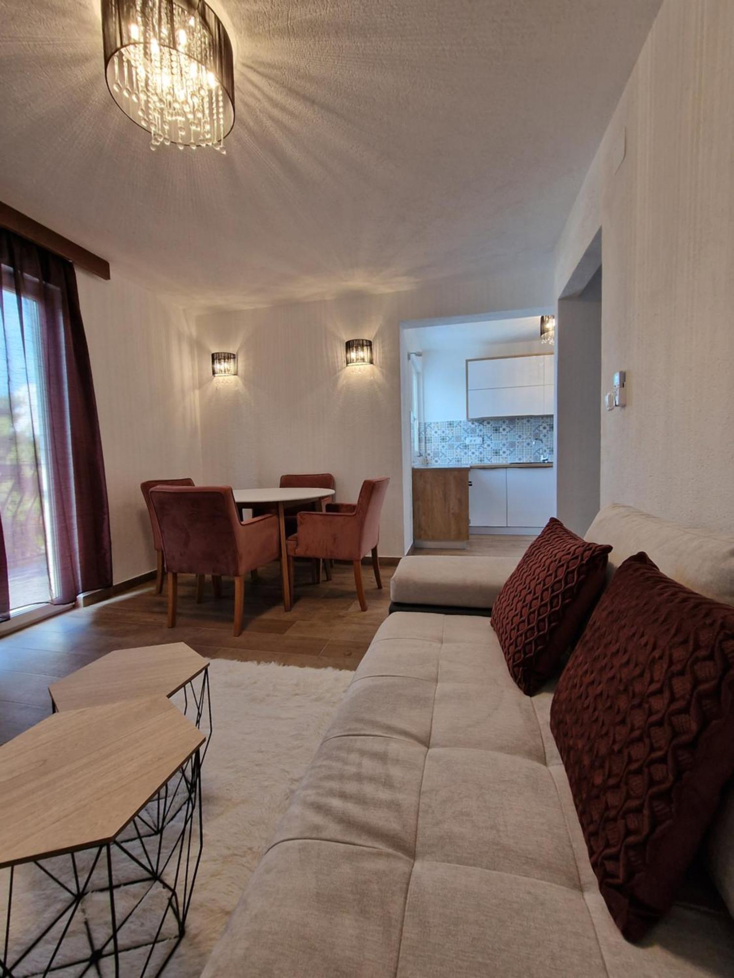 Residence Biocic Donji Okrug  Номер фото