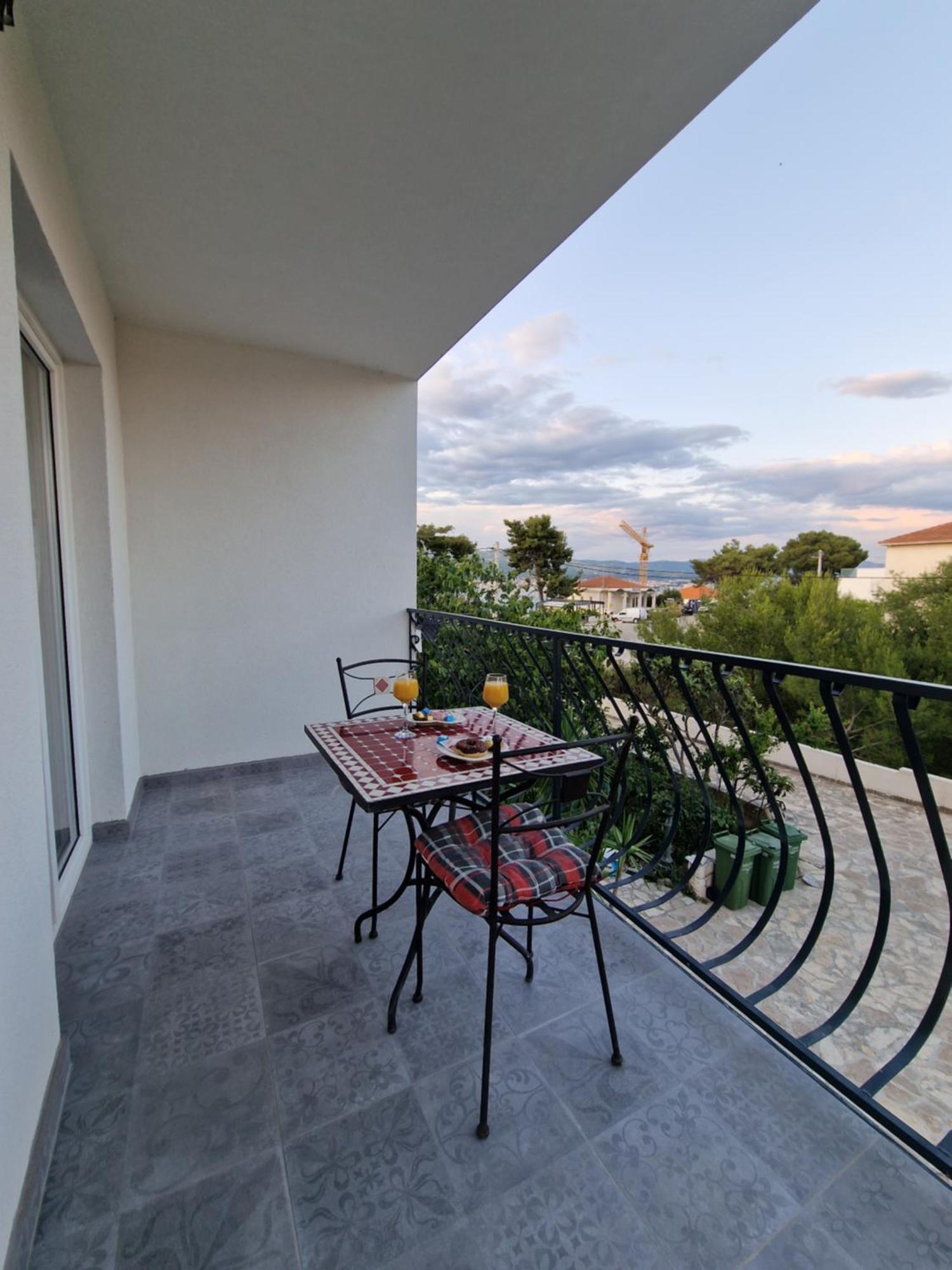 Residence Biocic Donji Okrug  Номер фото