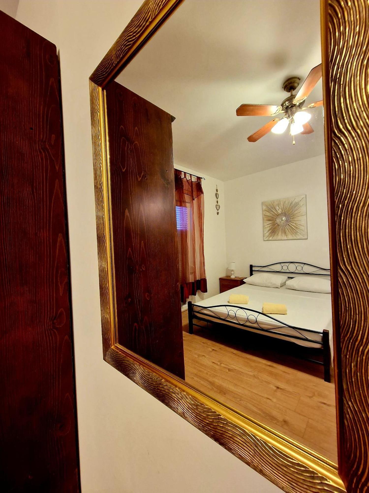Residence Biocic Donji Okrug  Номер фото