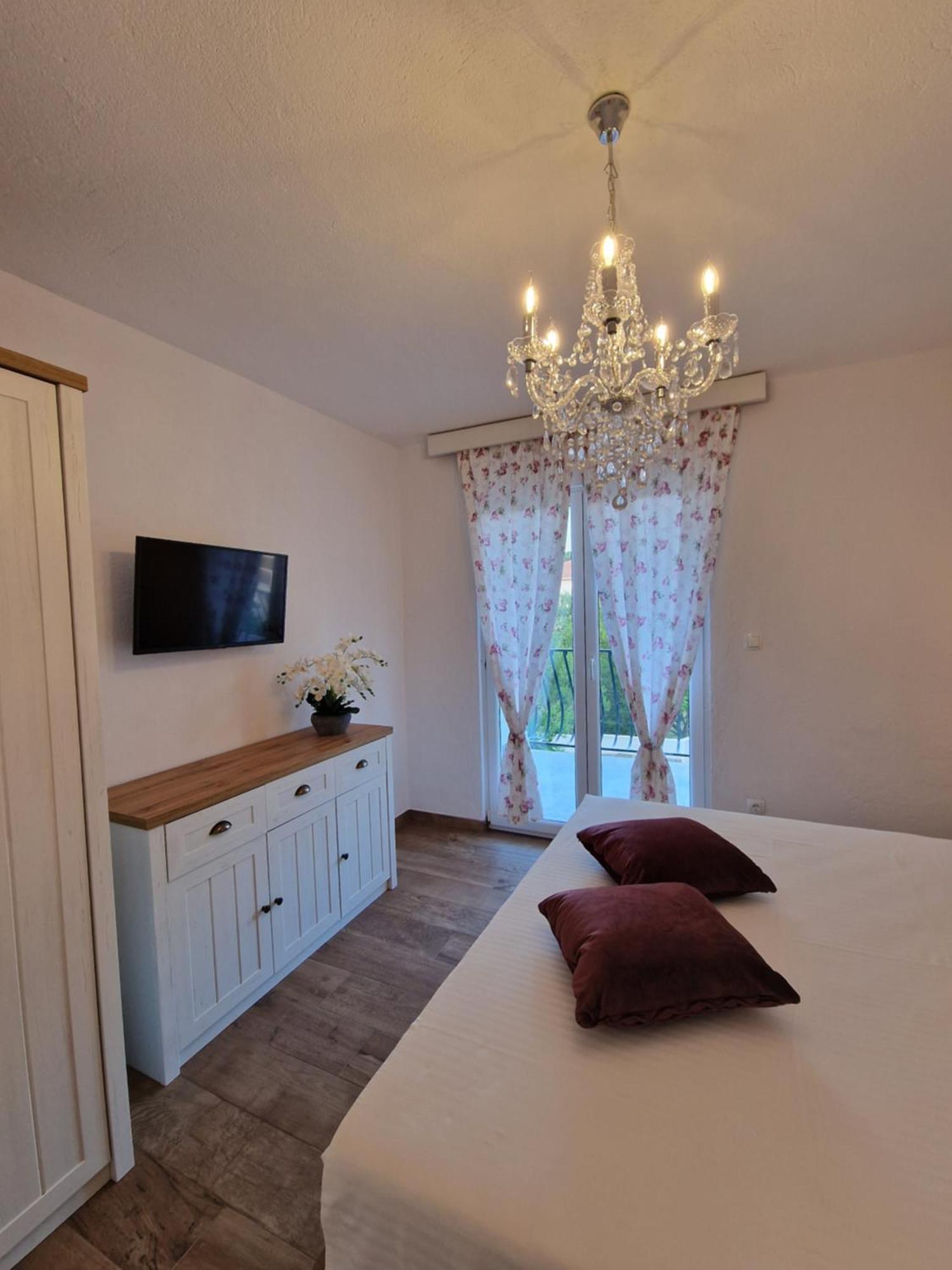 Residence Biocic Donji Okrug  Номер фото